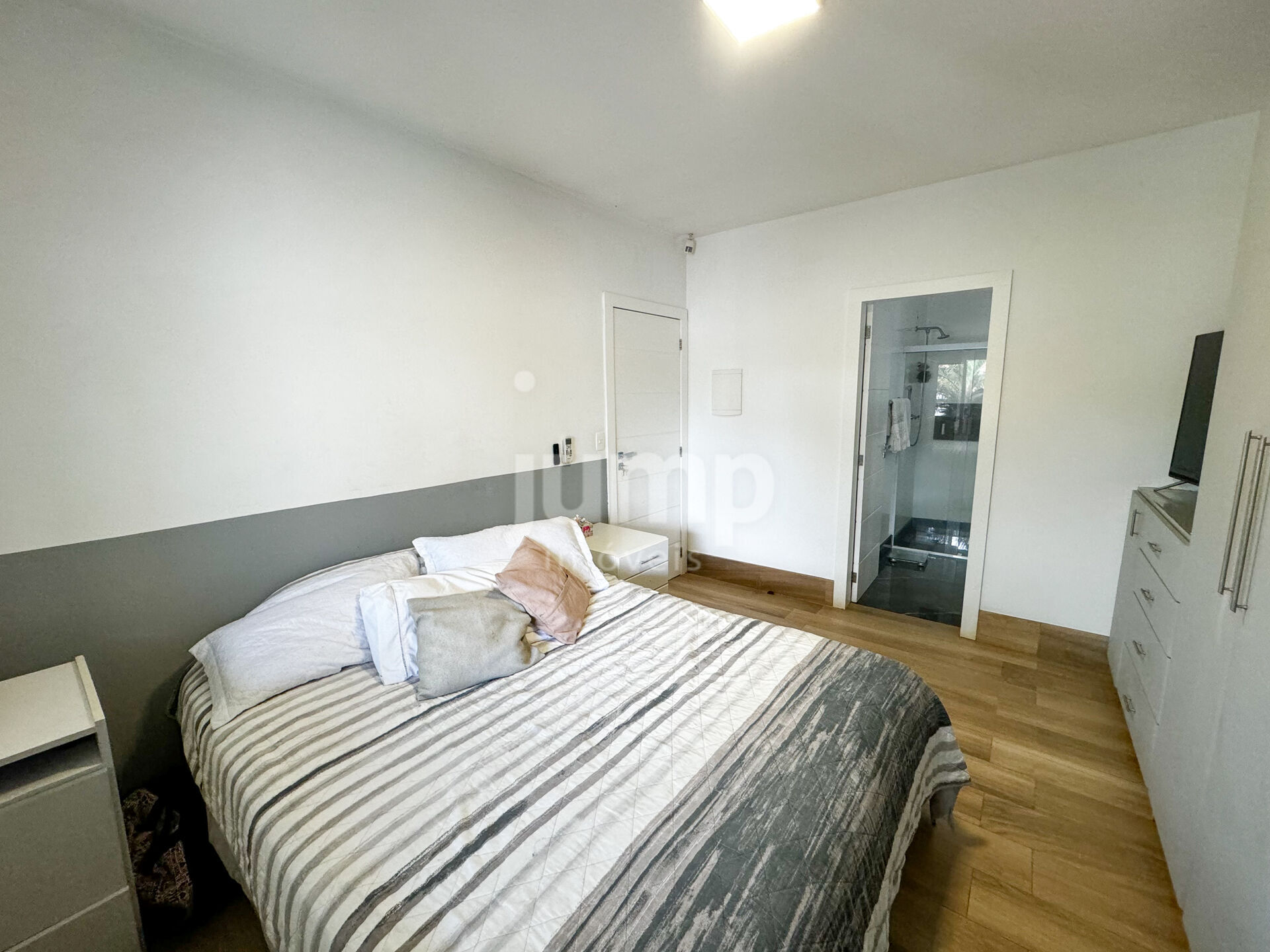 Casa à venda com 3 quartos, 260m² - Foto 8