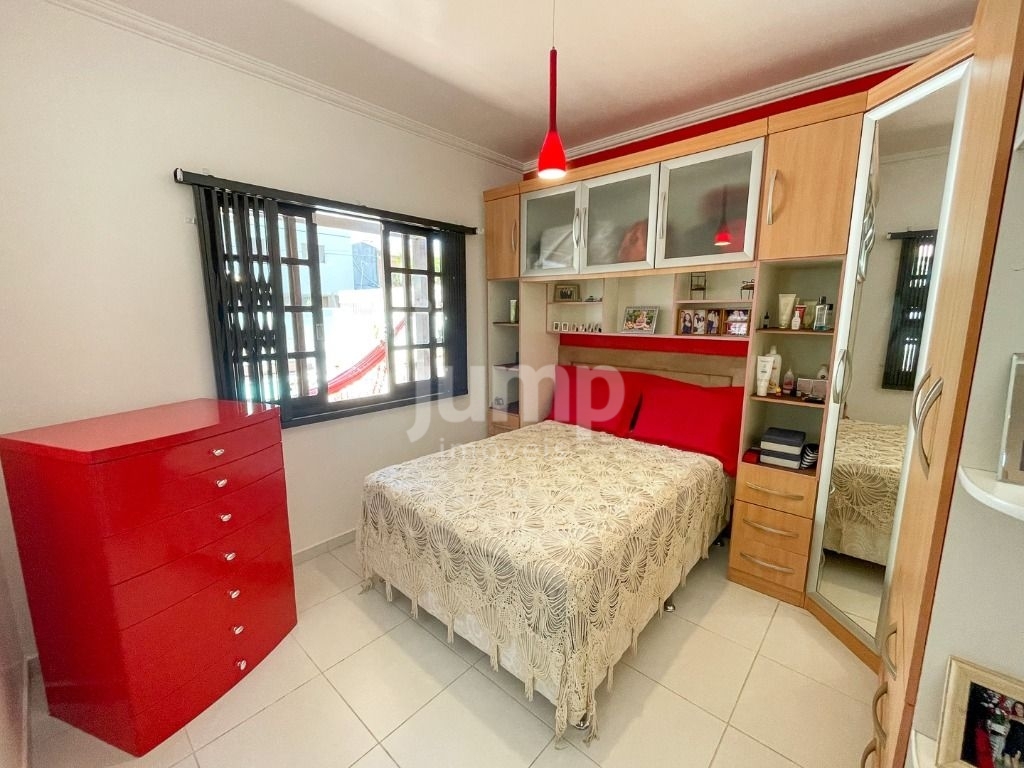 Casa à venda com 4 quartos, 129m² - Foto 5