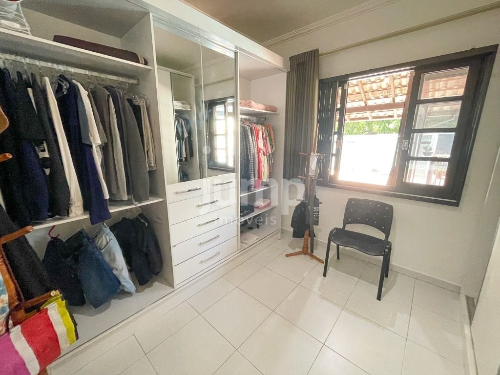 Casa à venda com 4 quartos, 129m² - Foto 8