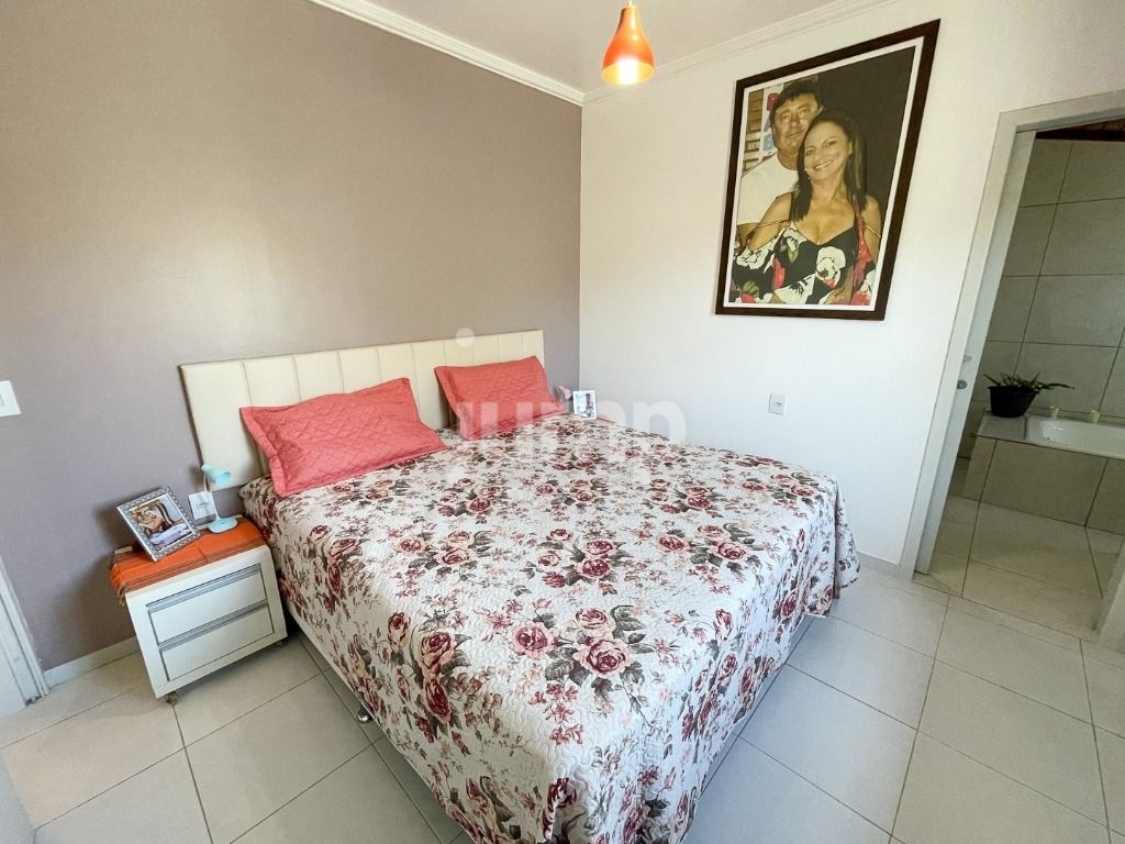 Casa à venda com 4 quartos, 129m² - Foto 9