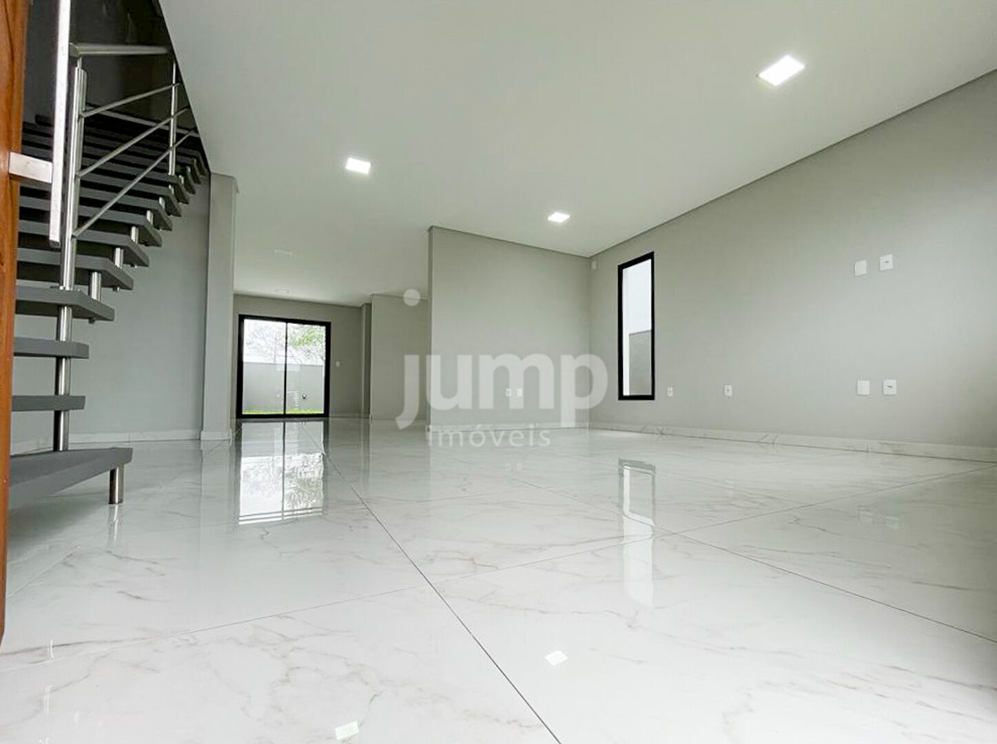 Casa à venda com 3 quartos, 150m² - Foto 5