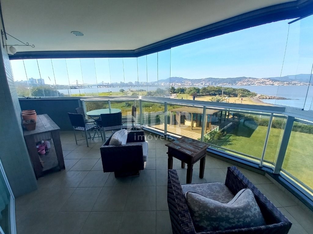 Apartamento à venda com 3 quartos, 317m² - Foto 1