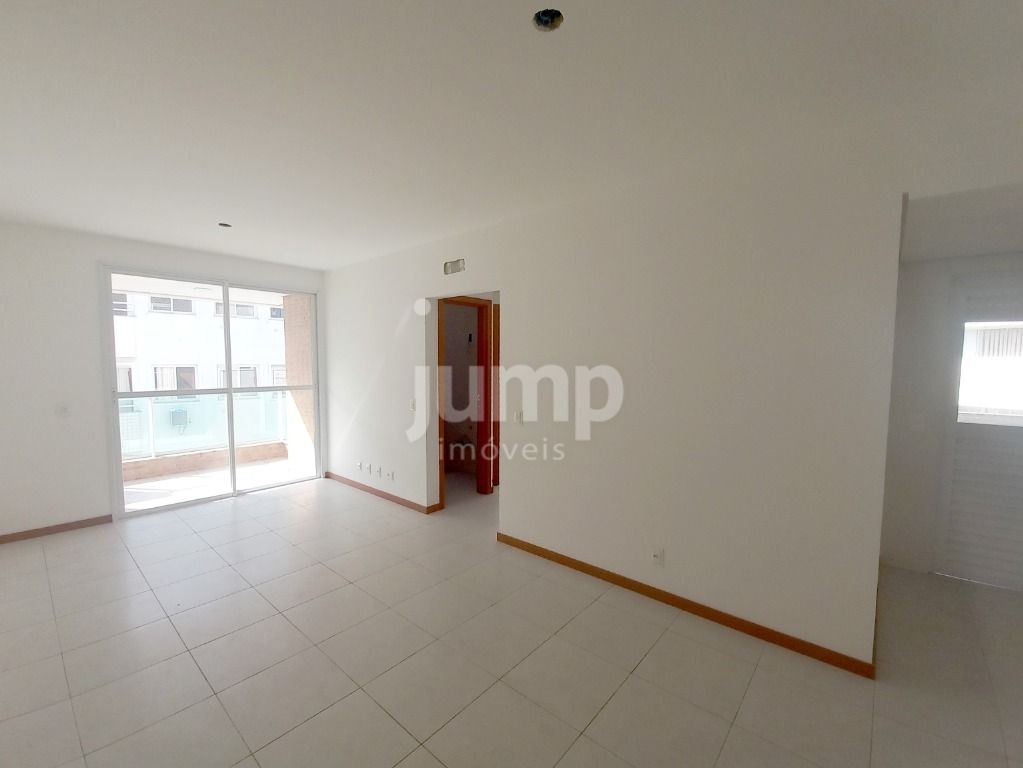 Apartamento à venda com 2 quartos, 80m² - Foto 4