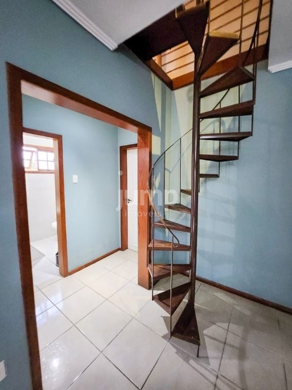 Casa à venda com 4 quartos, 250m² - Foto 11