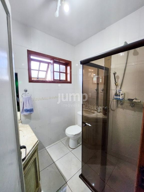 Casa à venda com 4 quartos, 250m² - Foto 13