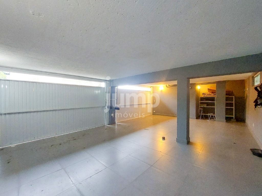 Casa à venda com 3 quartos, 350m² - Foto 29