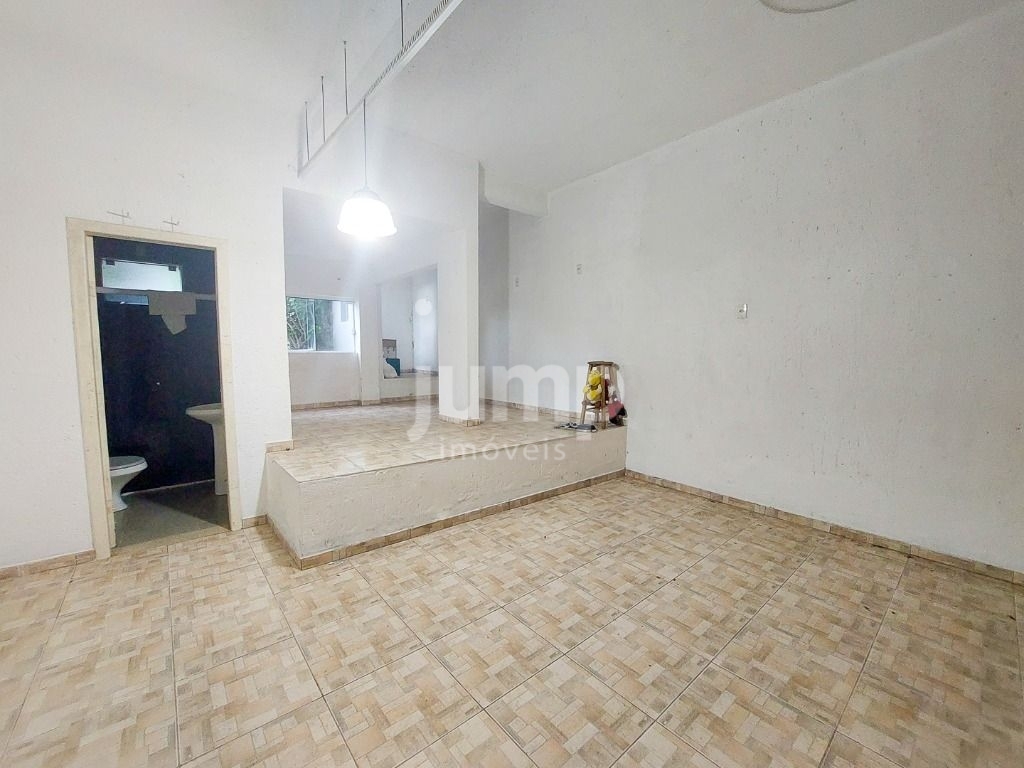 Casa à venda com 3 quartos, 350m² - Foto 25