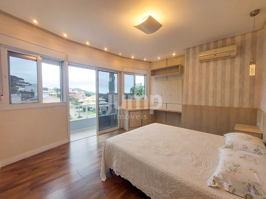 Casa à venda com 3 quartos, 350m² - Foto 14