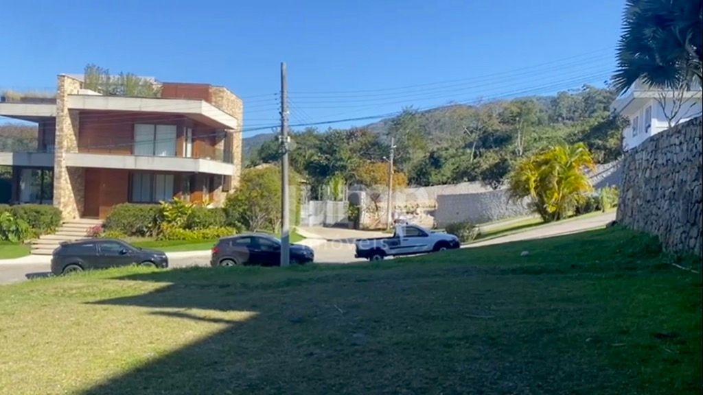 Terreno à venda, 750m² - Foto 1