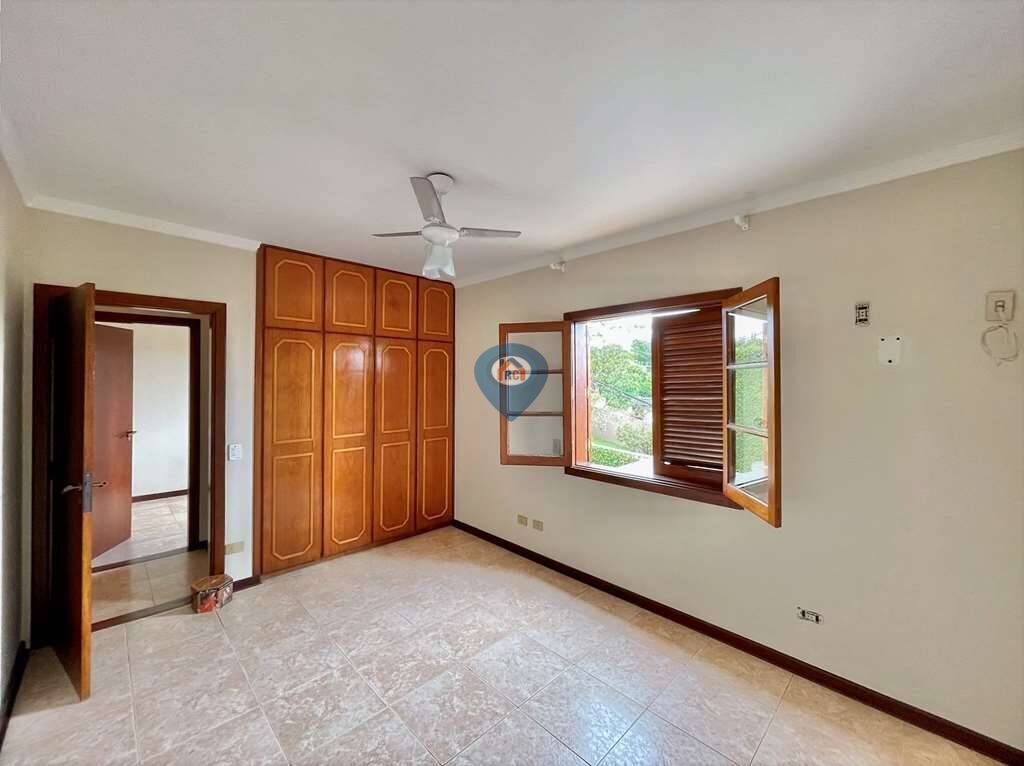 Casa à venda com 4 quartos, 356m² - Foto 40