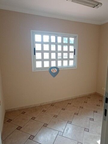 Casa à venda com 3 quartos, 220m² - Foto 14