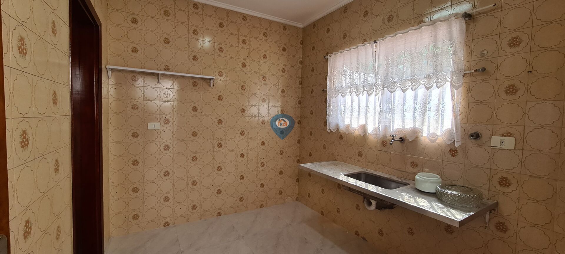 Sobrado para alugar com 3 quartos, 231m² - Foto 11