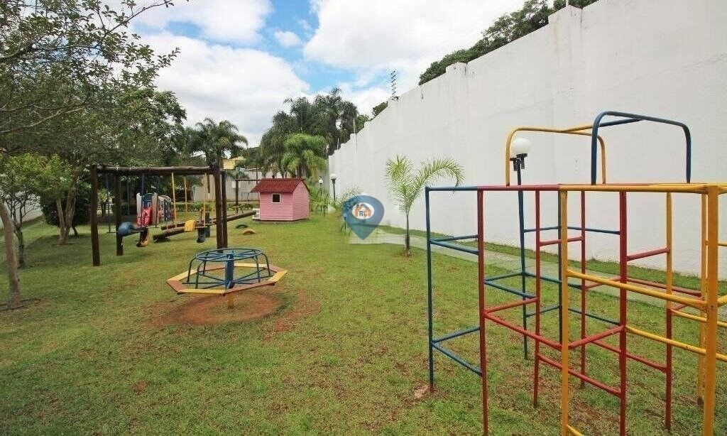 Casa de Condomínio à venda com 3 quartos, 150m² - Foto 2