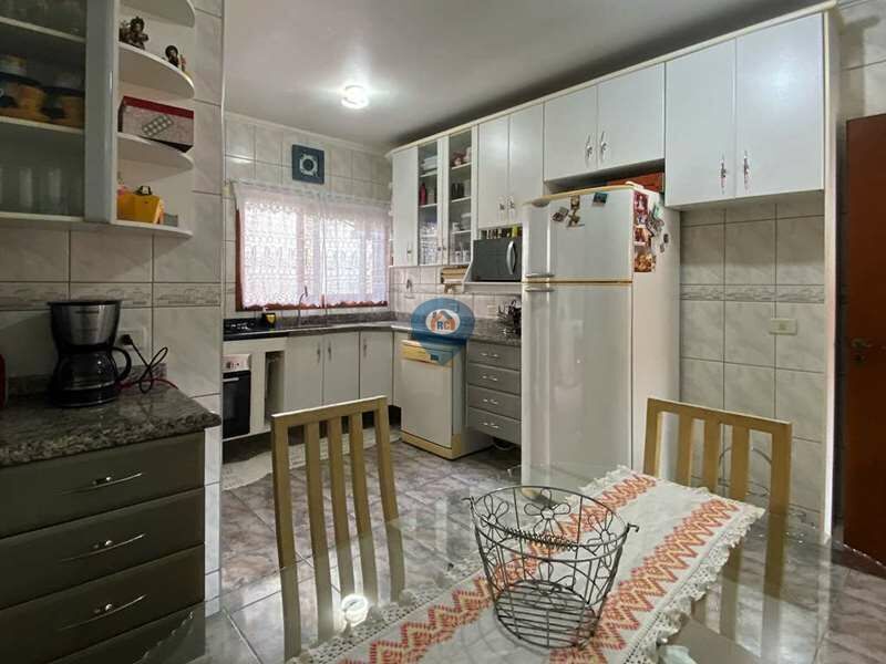 Casa de Condomínio à venda com 3 quartos, 361m² - Foto 8