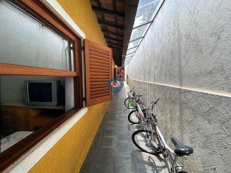 Casa de Condomínio à venda com 3 quartos, 361m² - Foto 20