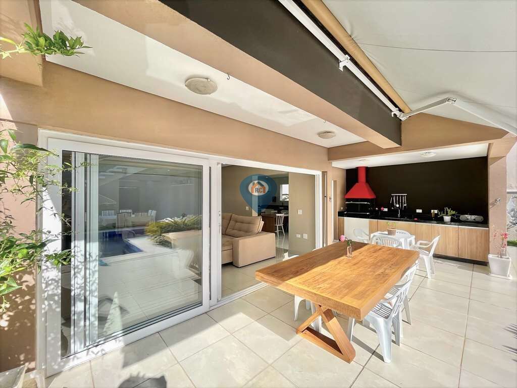 Casa à venda com 4 quartos, 315m² - Foto 21