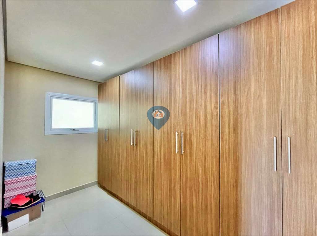 Casa à venda com 4 quartos, 315m² - Foto 30