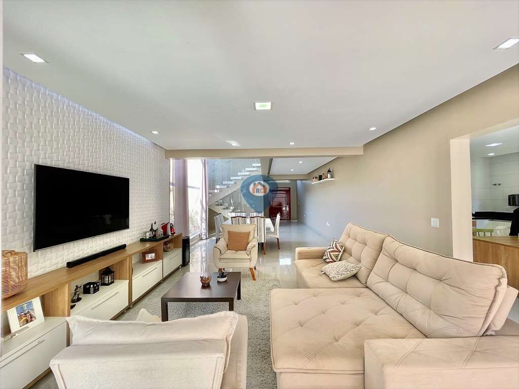 Casa à venda com 4 quartos, 315m² - Foto 9