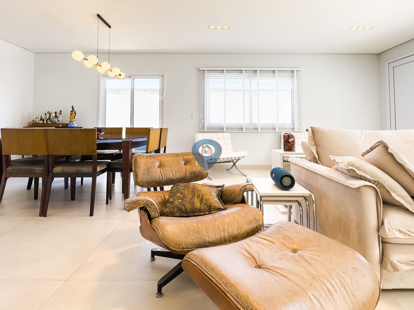 Casa de Condomínio à venda com 4 quartos, 250m² - Foto 5
