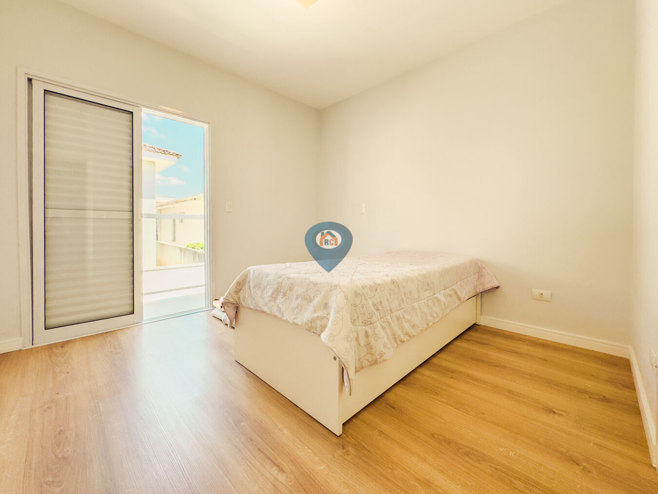 Casa de Condomínio à venda com 4 quartos, 250m² - Foto 13