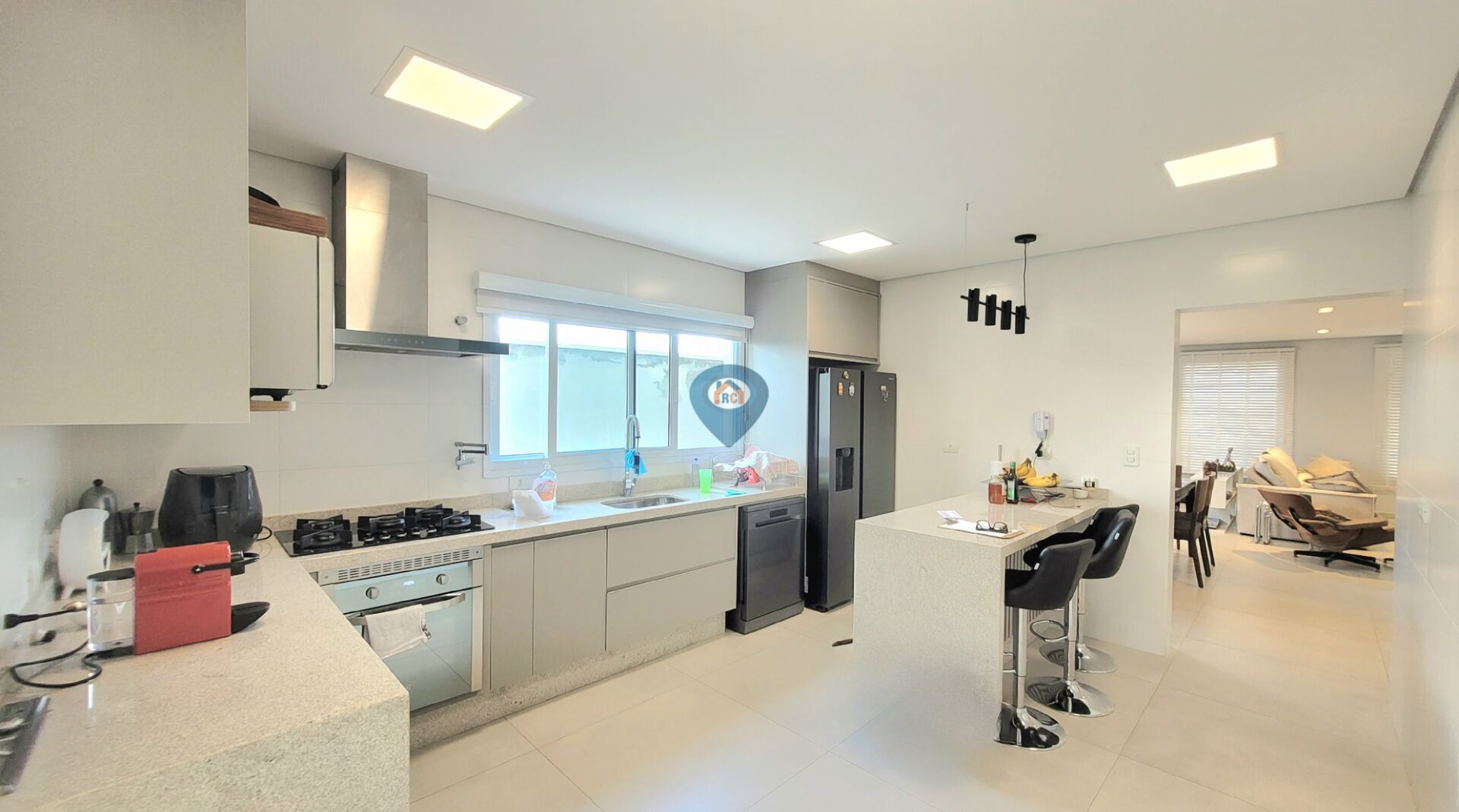 Casa de Condomínio à venda com 4 quartos, 250m² - Foto 7