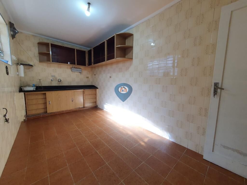 Casa à venda com 3 quartos, 250m² - Foto 15