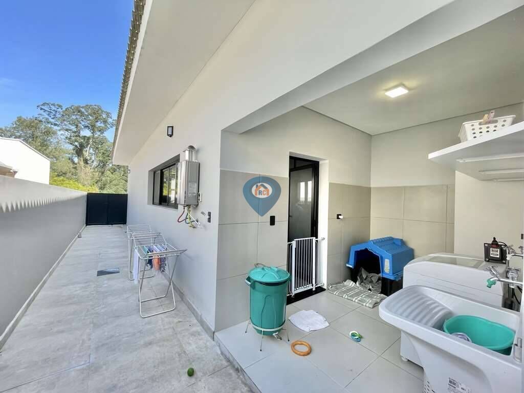 Casa à venda com 3 quartos, 269m² - Foto 25