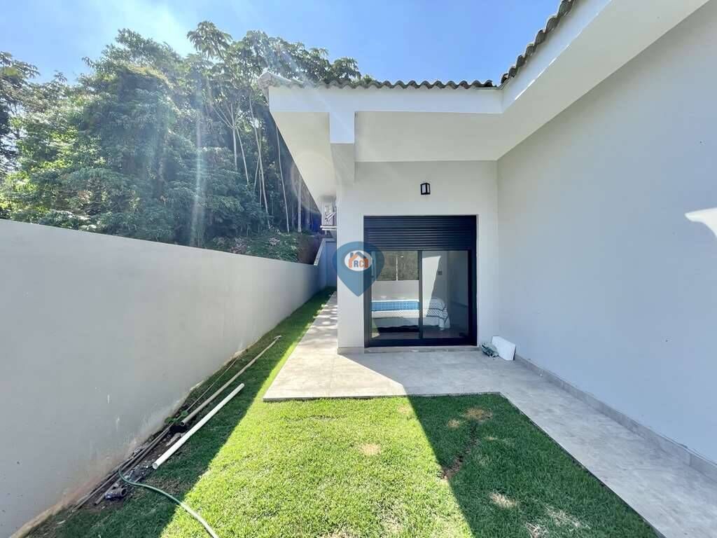 Casa à venda com 3 quartos, 269m² - Foto 41