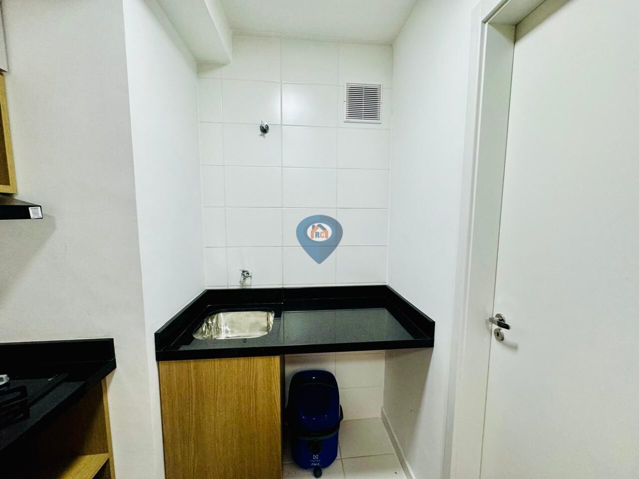 Apartamento para alugar com 2 quartos, 44m² - Foto 12