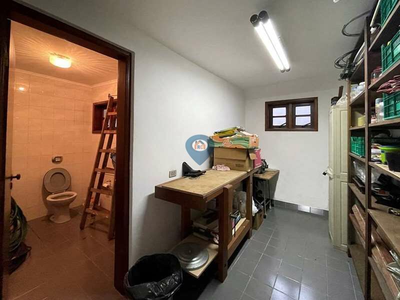 Casa à venda com 4 quartos, 742m² - Foto 44