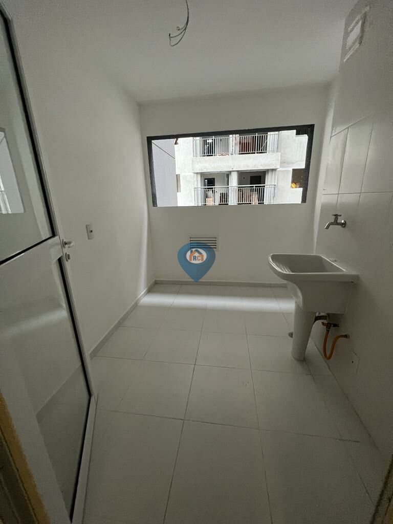 Apartamento à venda com 2 quartos, 67m² - Foto 17