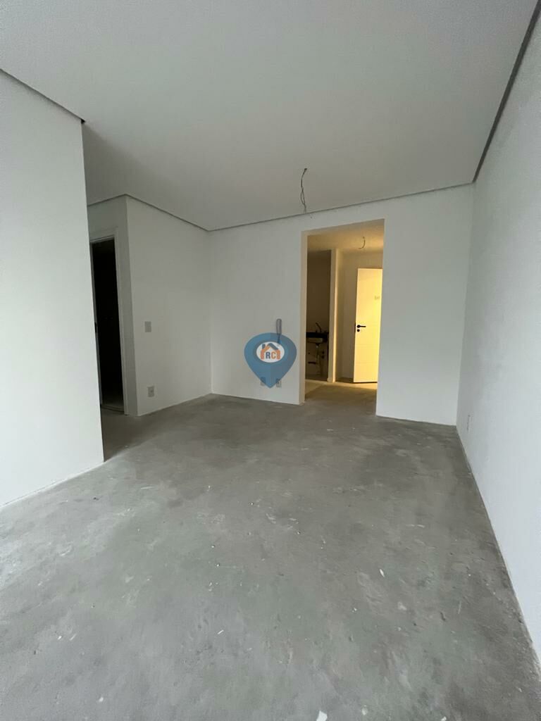 Apartamento à venda com 2 quartos, 67m² - Foto 13