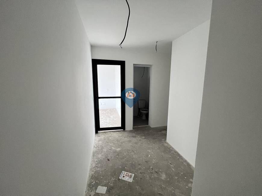 Apartamento à venda com 3 quartos, 218m² - Foto 12