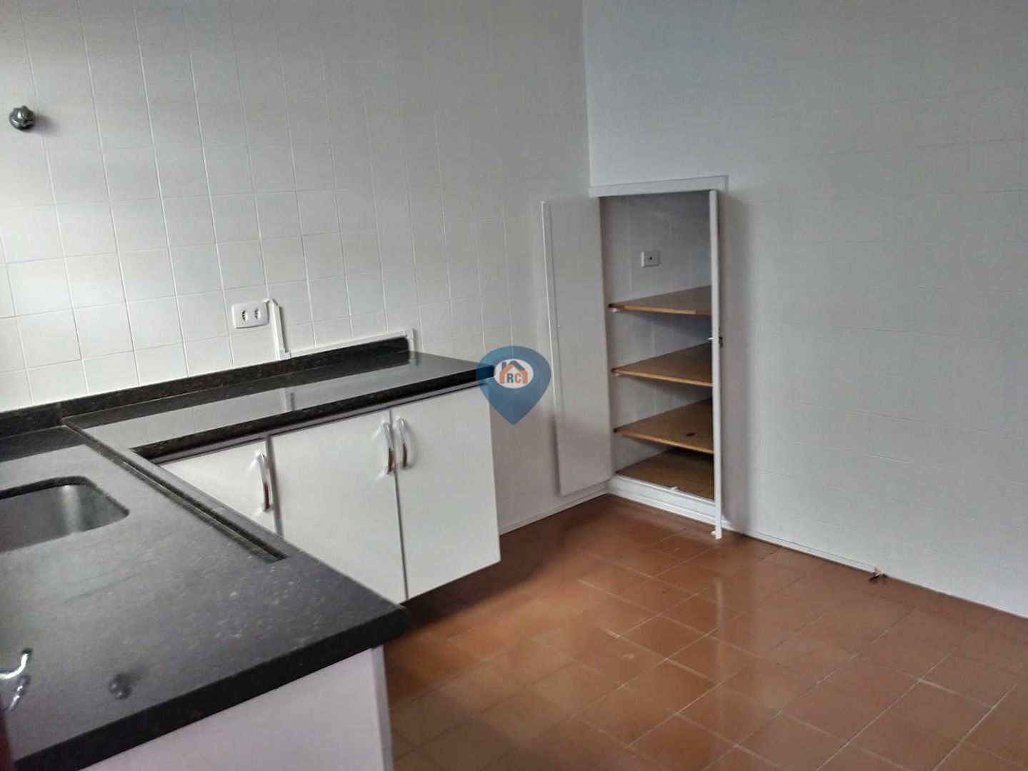 Casa à venda com 2 quartos, 108m² - Foto 4