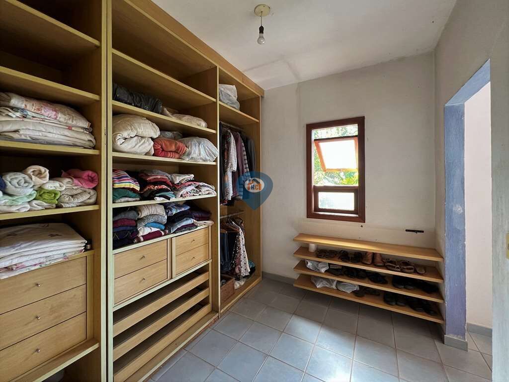 Casa à venda com 3 quartos, 369m² - Foto 27