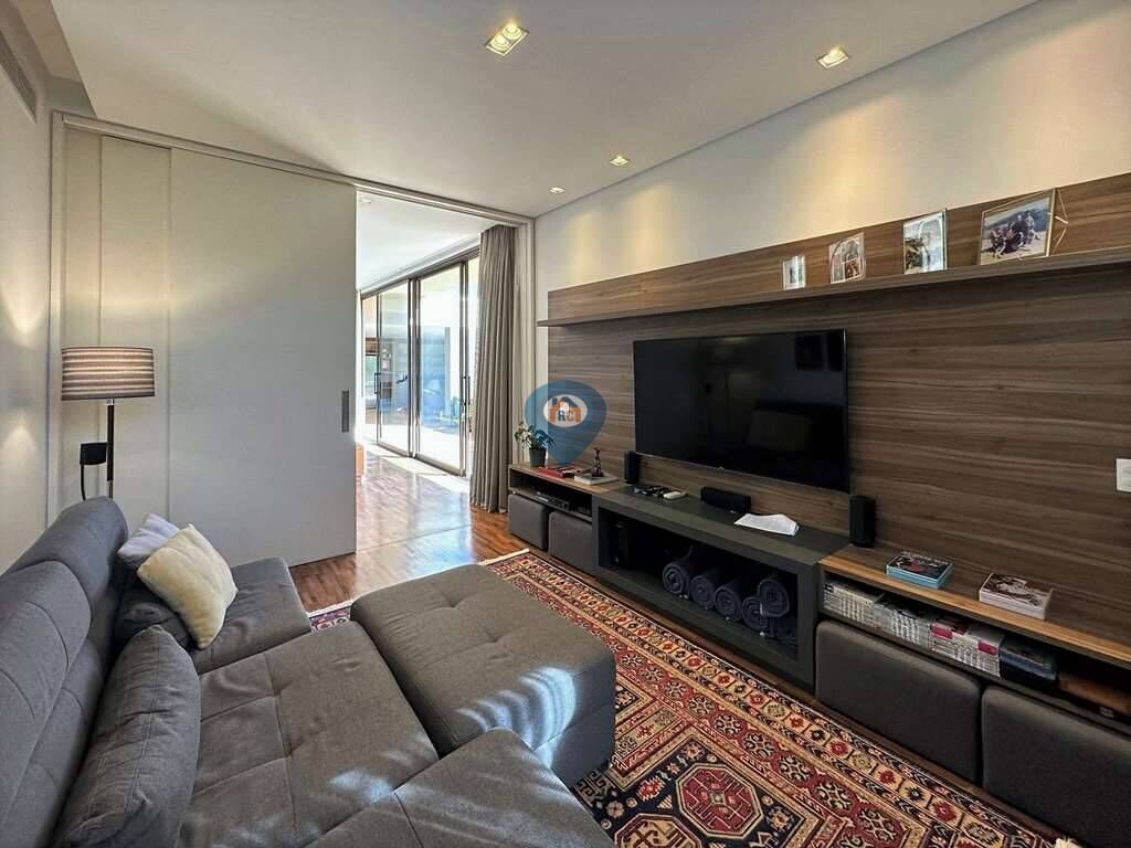 Casa à venda com 5 quartos, 726m² - Foto 11