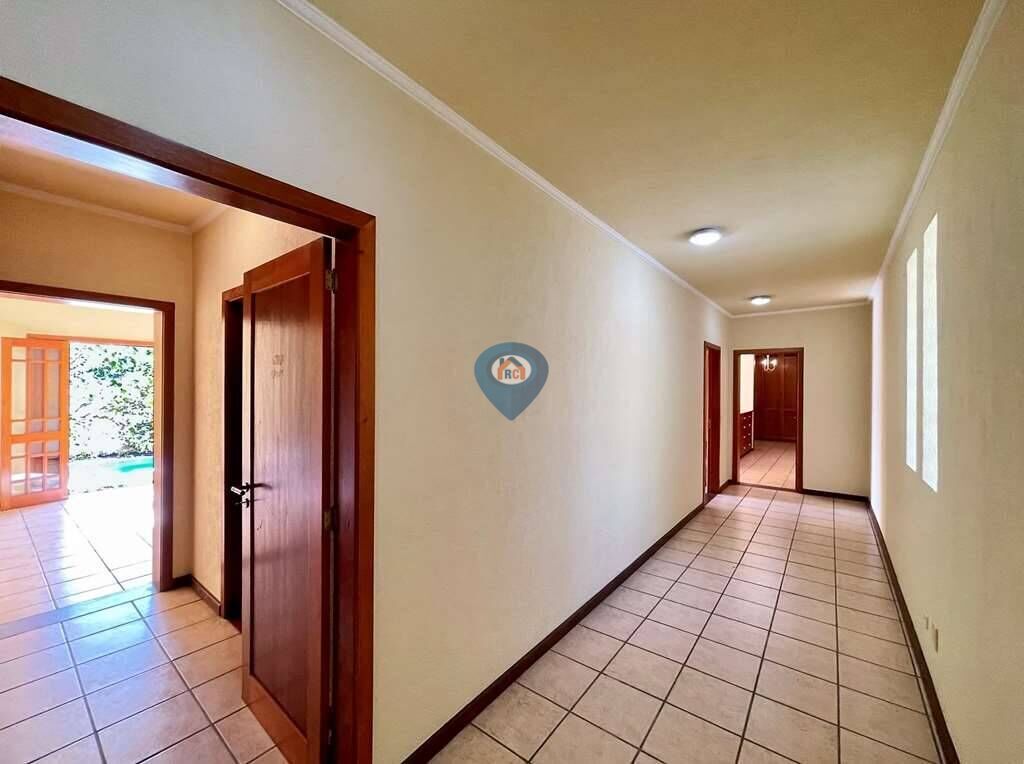 Casa à venda com 4 quartos, 586m² - Foto 28