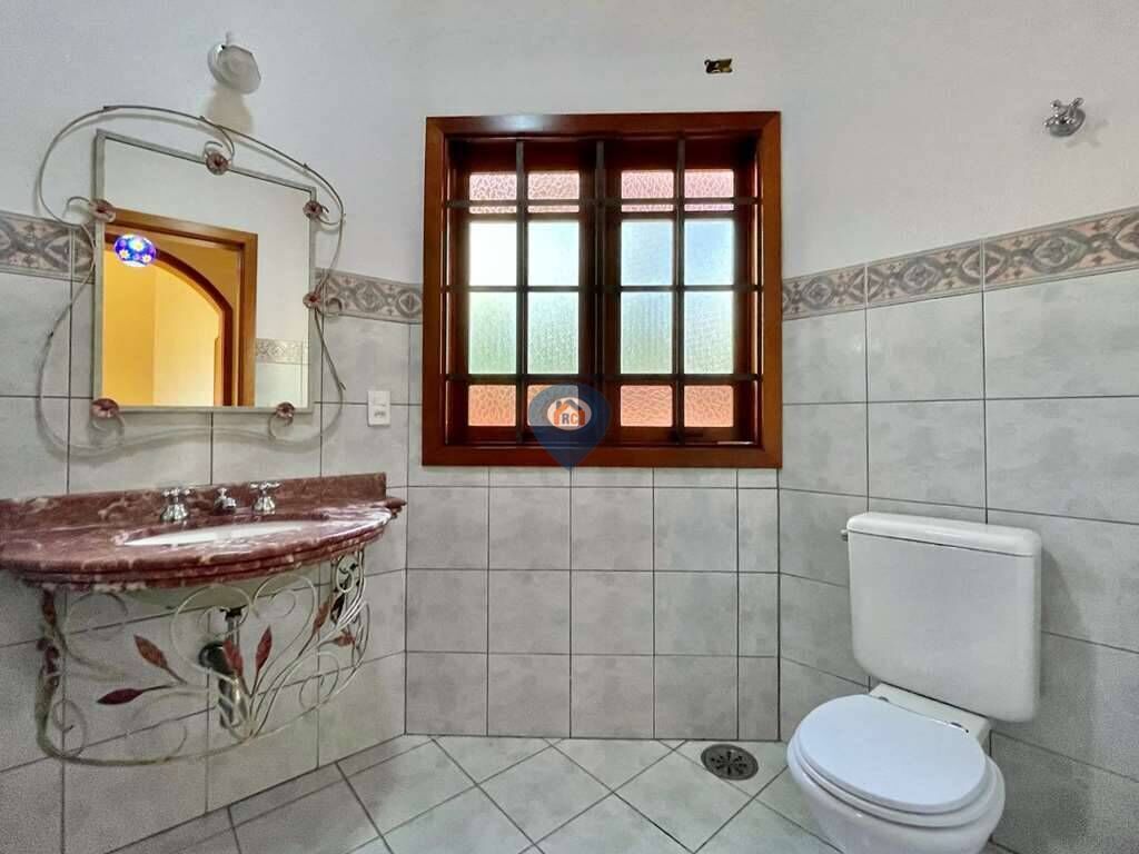 Casa à venda com 4 quartos, 586m² - Foto 24