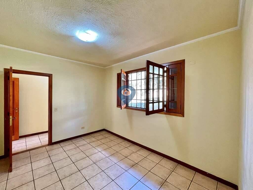 Casa à venda com 4 quartos, 586m² - Foto 23