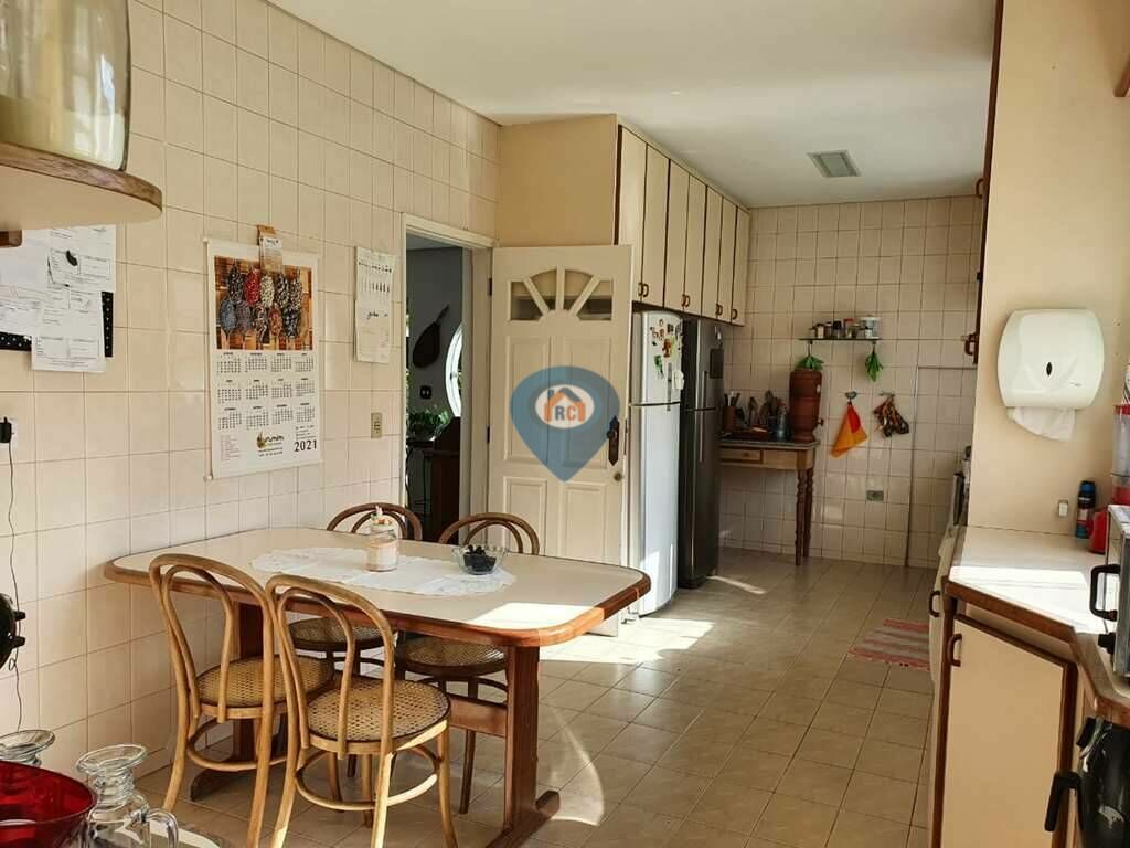 Casa de Condomínio à venda com 3 quartos, 320m² - Foto 10