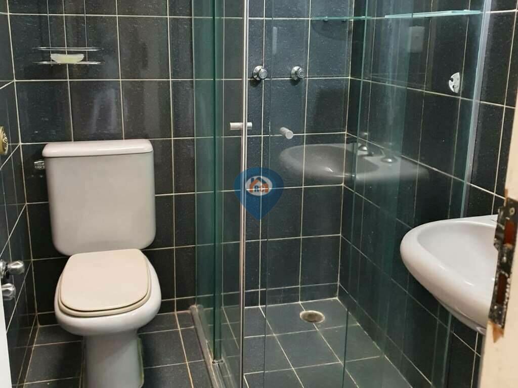 Casa de Condomínio à venda com 3 quartos, 320m² - Foto 19