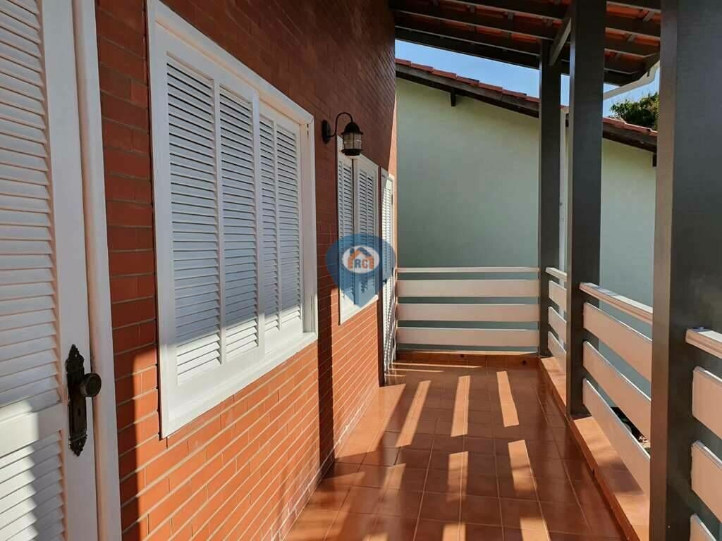 Casa de Condomínio à venda com 3 quartos, 320m² - Foto 18