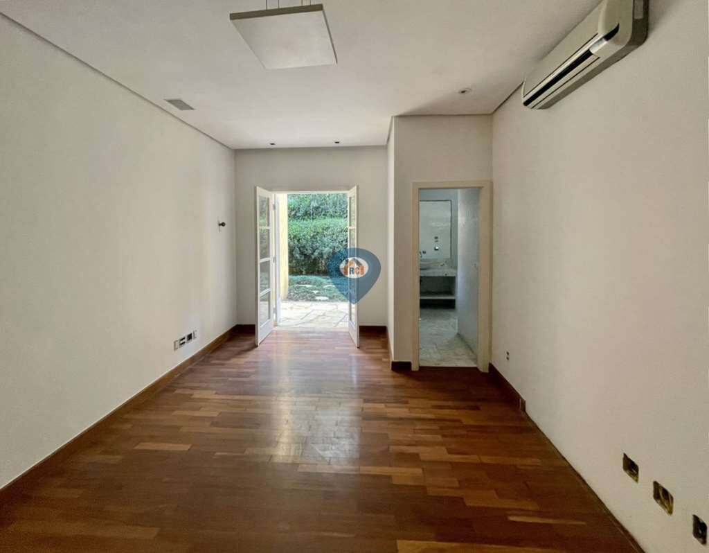 Casa para alugar com 6 quartos, 659m² - Foto 45