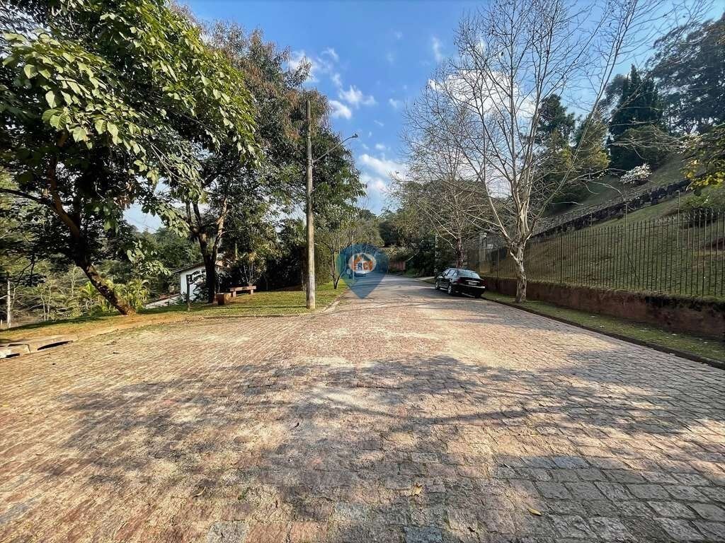 Casa para alugar com 6 quartos, 659m² - Foto 6