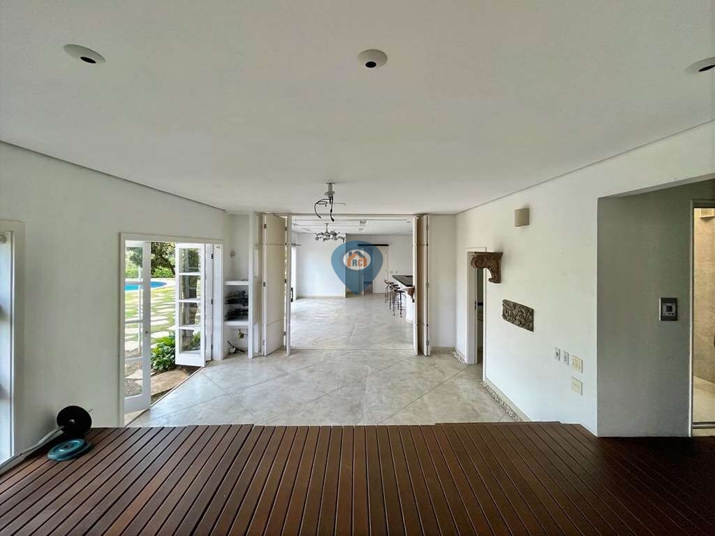 Casa para alugar com 6 quartos, 659m² - Foto 17