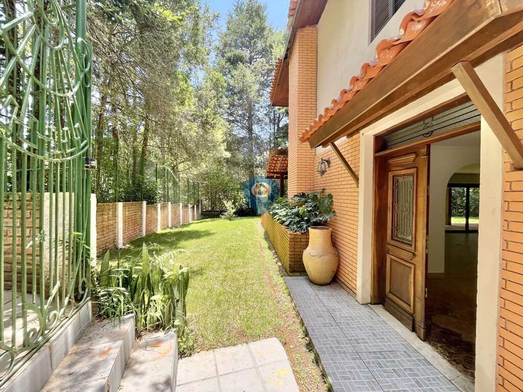 Casa à venda com 7 quartos, 610m² - Foto 4