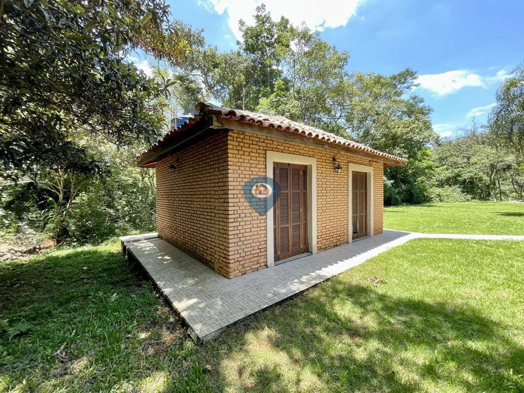 Casa à venda com 7 quartos, 610m² - Foto 12