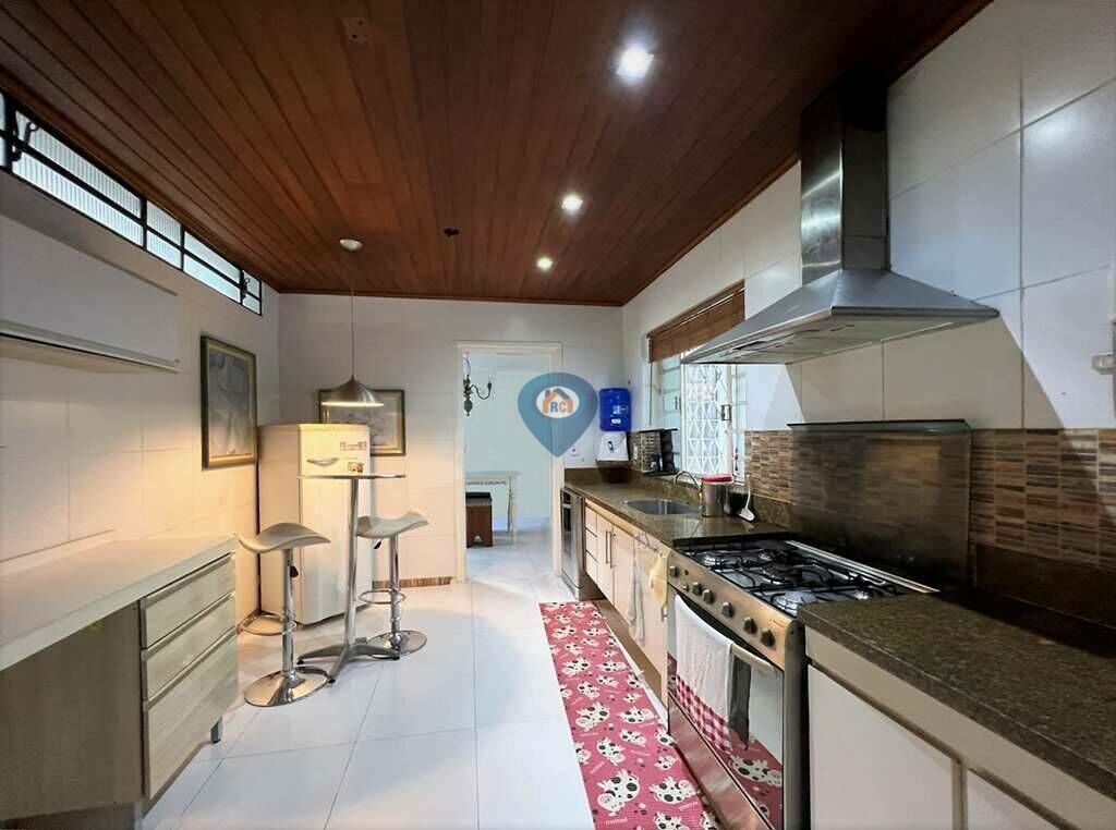 Casa de Condomínio à venda com 5 quartos, 804m² - Foto 27