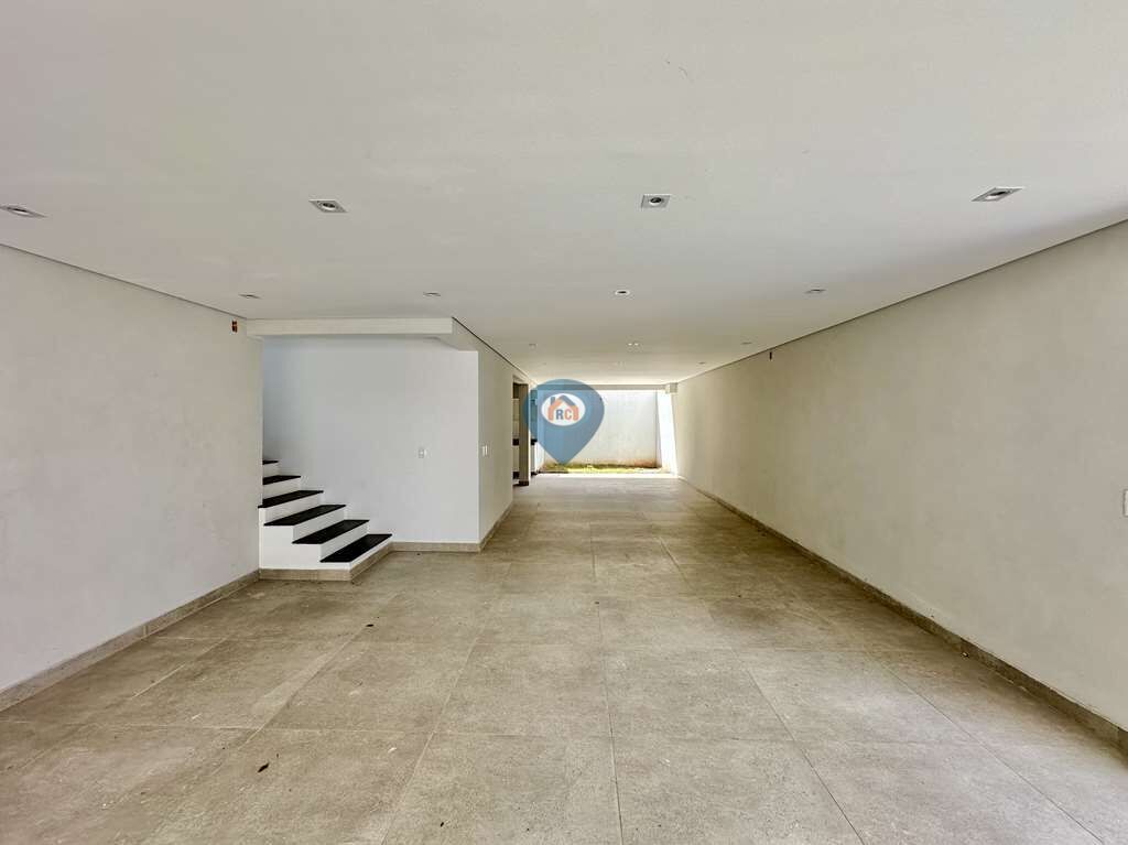 Casa, 3 quartos, 326 m² - Foto 35