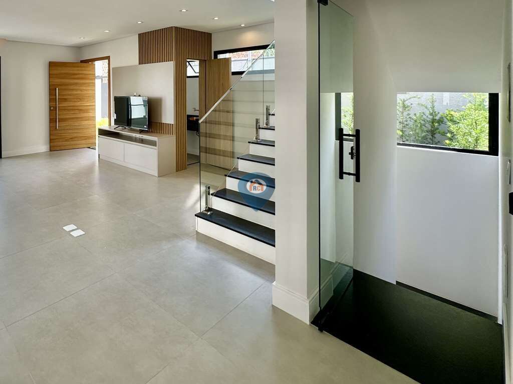 Casa, 3 quartos, 326 m² - Foto 33